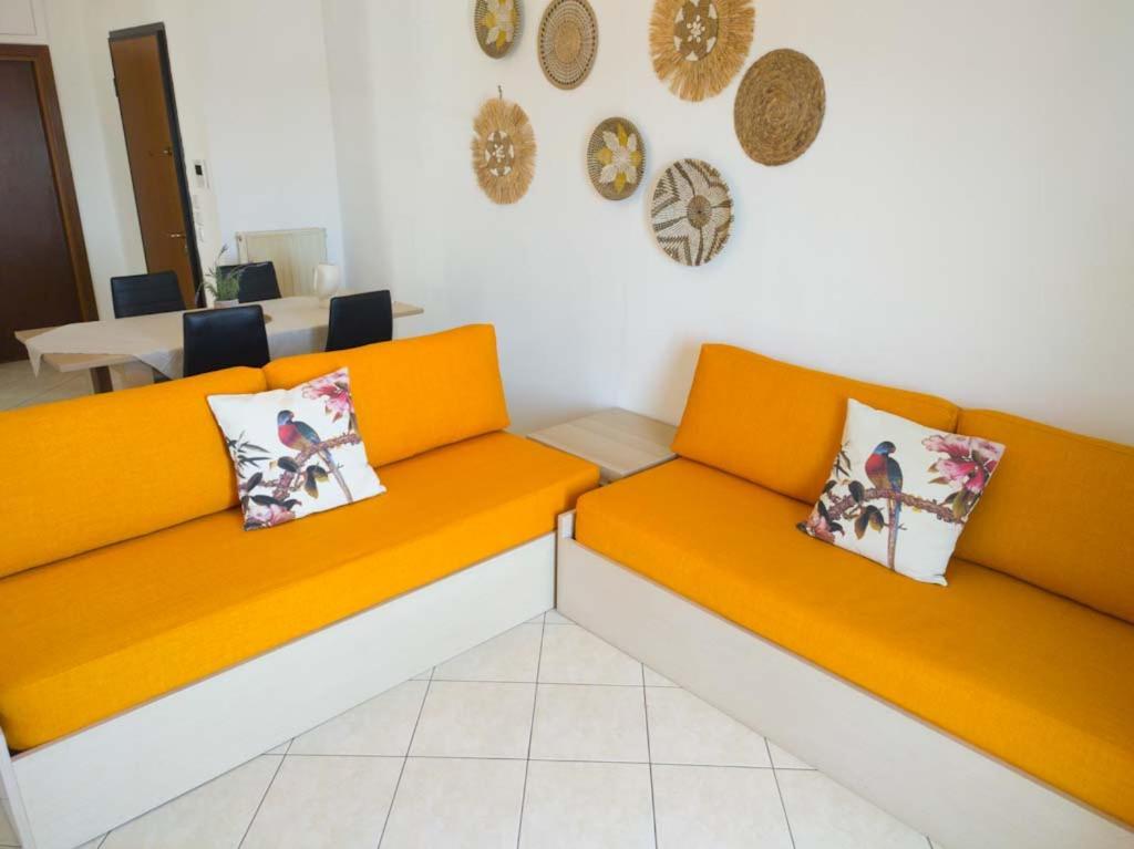 Seagull Apartments Néa Péramos Kültér fotó